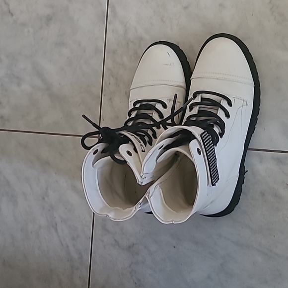 Bebe boots - Picture 3 of 7